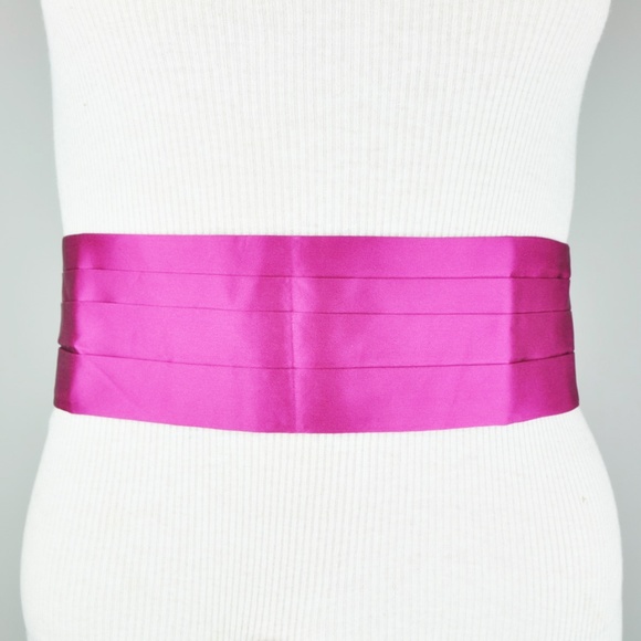 Pink Silk Adjustable Stretch One Size Waist Belt - Picture 1 of 2